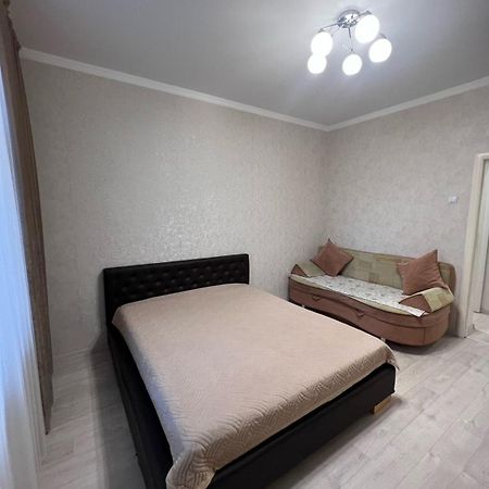 На Майлина Apartment Turksib Exterior photo